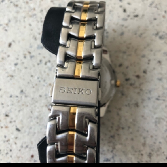 Men's Seiko watch - Picture 3 of 7